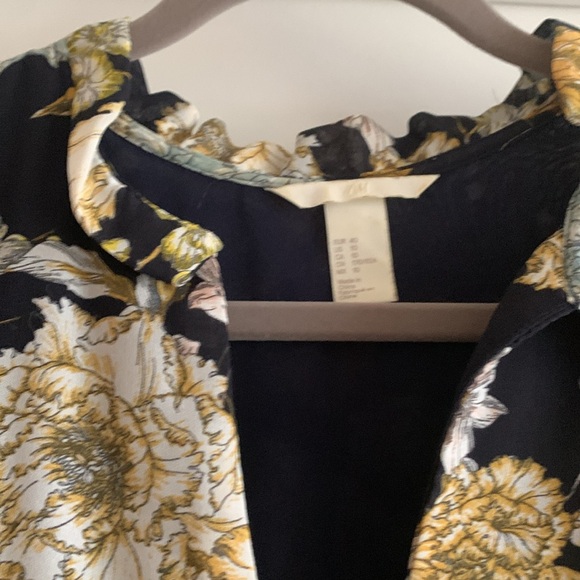 Floral print babydoll mini dress - Picture 3 of 5